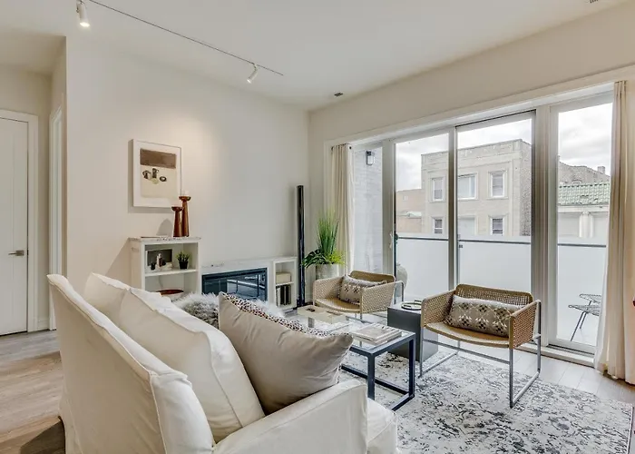 Apartment Sheridan Park Stunner! No Matter If Are In Town For Business Or Fun Has Covered Apts