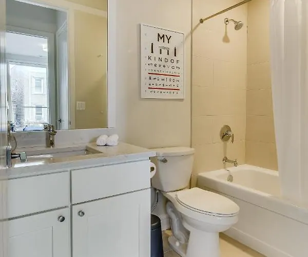 Sheridan Park Stunner! No Matter If Are In Town For Business Or Fun Has Covered Apts Apartment *