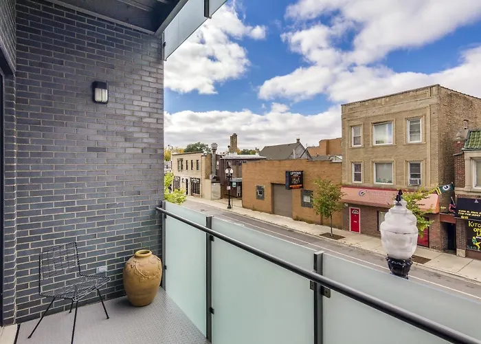 Apartment Sheridan Park Stunner! No Matter If Are In Town For Business Or Fun Has Covered Apts *